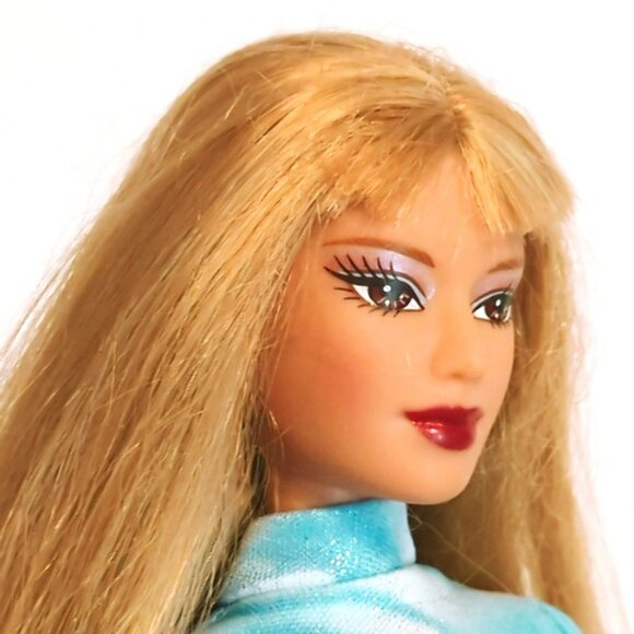 Barbie Fashion Fever Shannen Fashion Doll 2005 Mattel H0942 Blue Blouse Pants - Picture 4 of 6